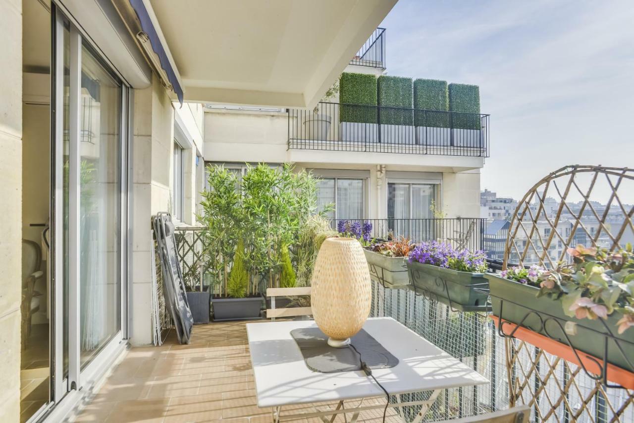 Charming Apartment With Terrace By Weekome Paris Exterior photo