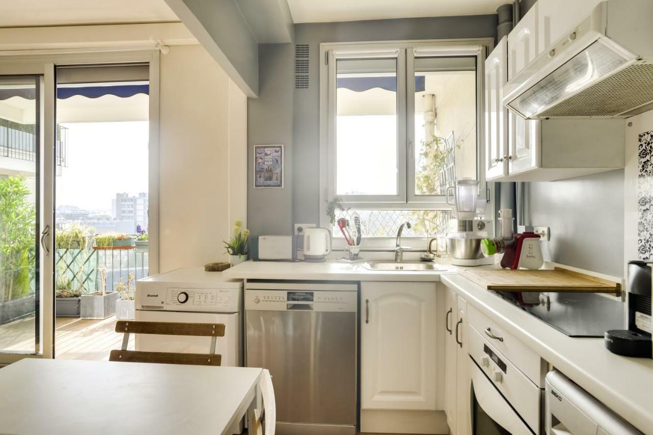 Charming Apartment With Terrace By Weekome Paris Exterior photo